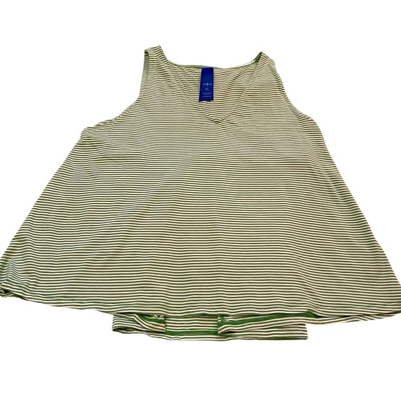 Kit & Ace Green/White Stripe V Neck top-Size XL
Good condition - Picture 11 of 14